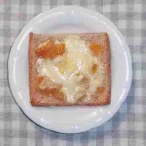 マーマレード＆ヨーグルトのチーズトースト